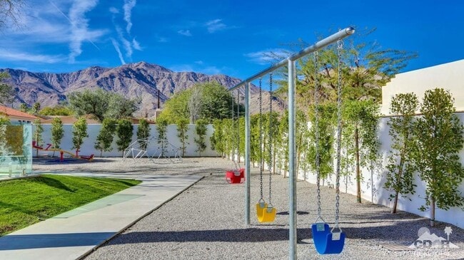 Photo - 54900 Avenida Herrera