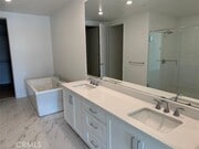 Photo - 1607 Rivington Condo