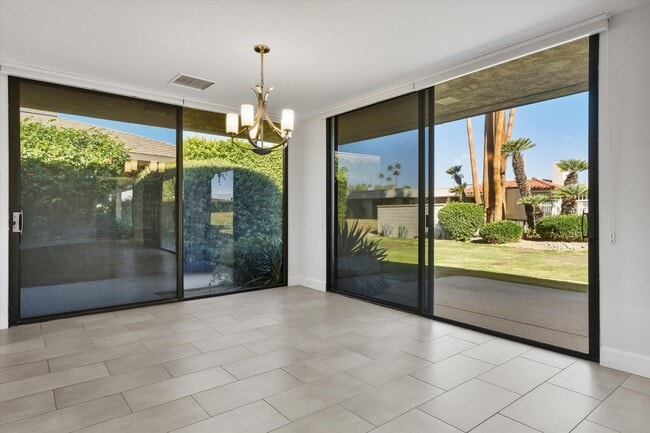 Photo - 47 Cornell Dr