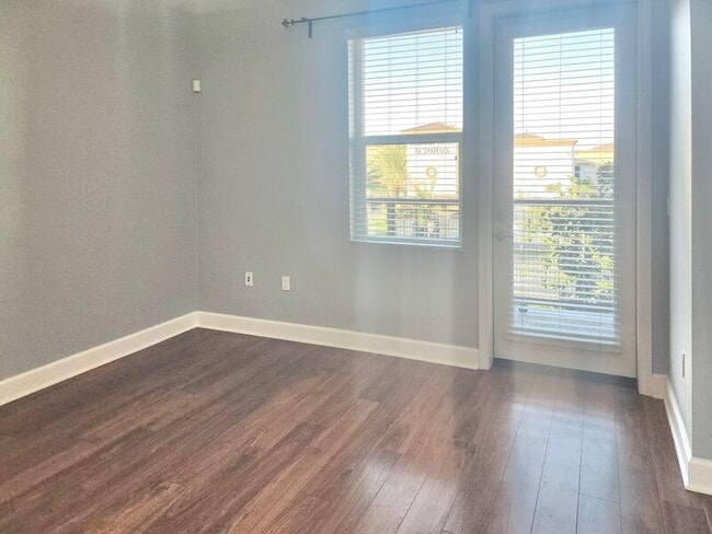 Photo - 12842 Palm St