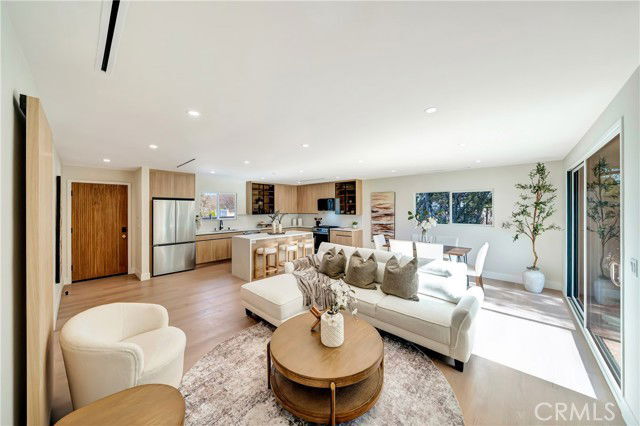 Photo - 22500 Baltar St