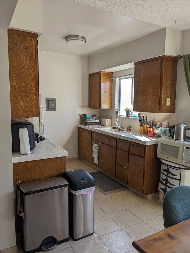 Photo - 717 Strand St Unit 8