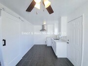Photo - 2125 W Columbia St House