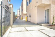 Photo - 6522 Brynhurst Ave Townhome