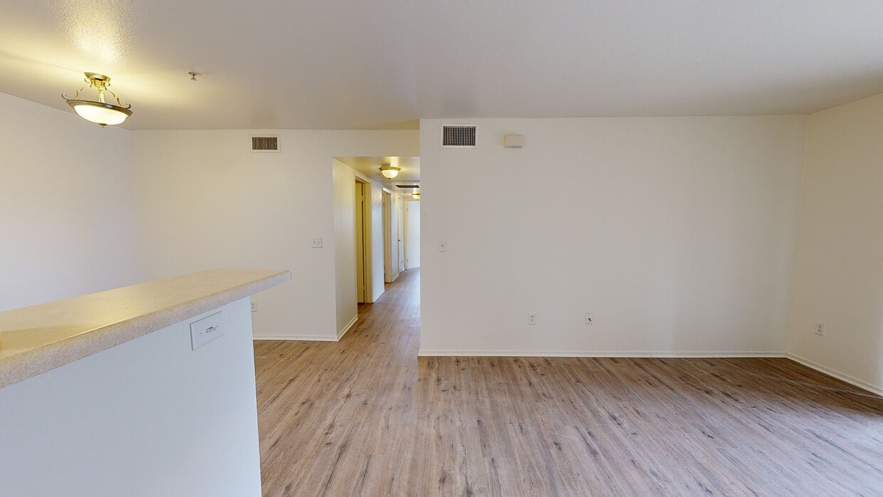 3D Tour - Twin Palm Apartments