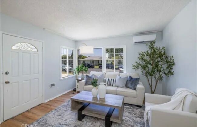Building Photo - 12108 Dunrobin Ave Rental