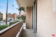 Photo - 425 S Kenmore Ave Condo Unit 103