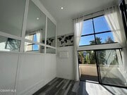 Photo - 1440 Veteran Ave