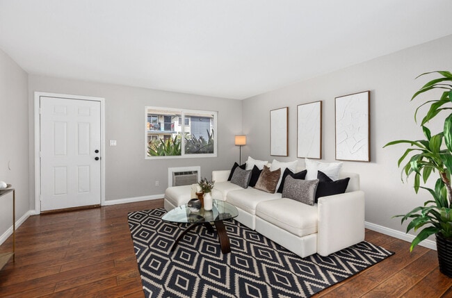 Photo - 5050 A St Unit 11