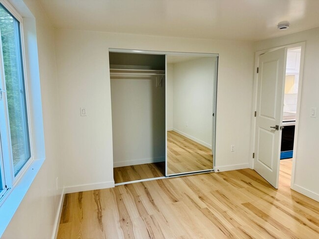 Photo - 2922 8th Ave Unit 2924 1/2 8th Ave