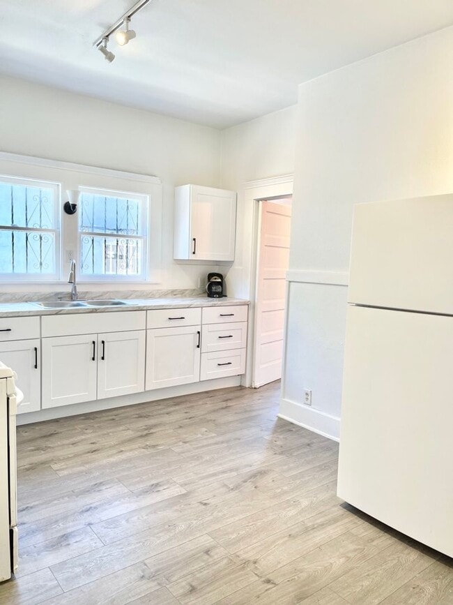 Photo - 1651 11th Pl Unit 1651