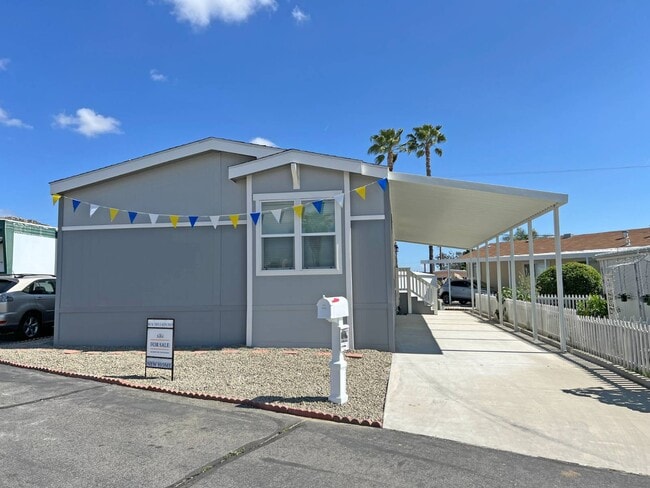 Building Photo - 1700 S State St