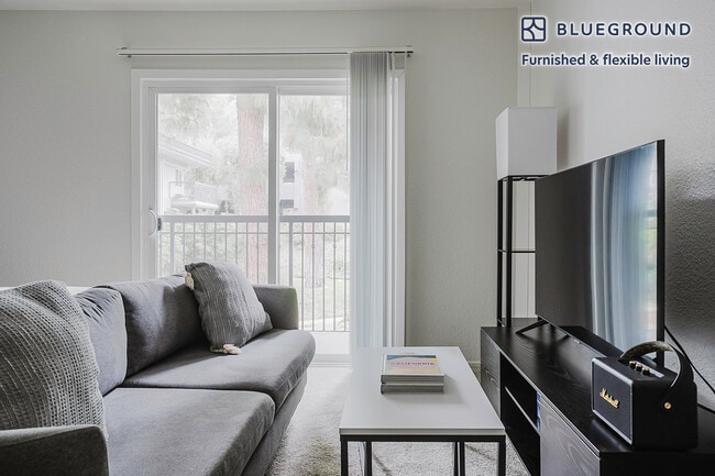 Photo - 3690 Barham Blvd Unit FL3-ID1272