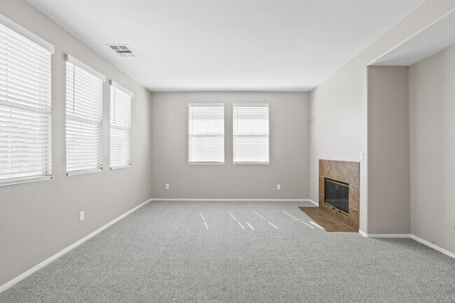 Photo - 7708 Hess Pl