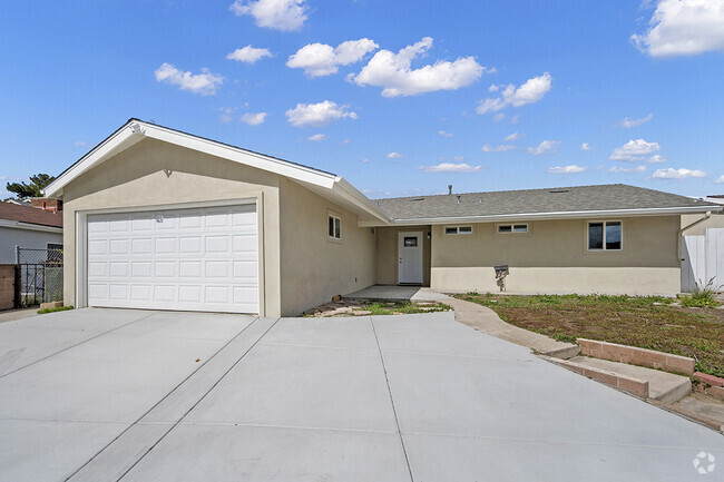 Building Photo - 3352 Altadena Ave Rental