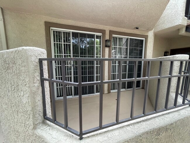 Building Photo - 24127 Del Monte Dr Unit Del Monte 121