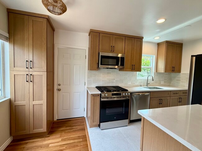Brand New Kitchen - 11605 W Washington Blvd Townhome