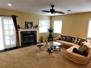 Photo - 1441 N Naomi St