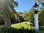 Photo - 22346 Burbank Blvd