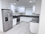 Photo - 517 Sunset St