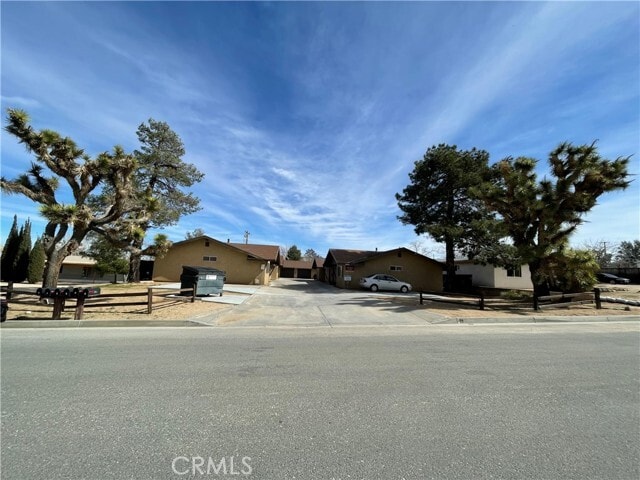 Building Photo - 7467 Bannock Trail Unit 3