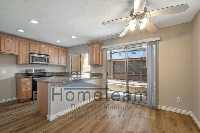 Building Photo - 2 BR/ 2 BA 894 SQFT CONDO IN MISSION VALLE... Unit B