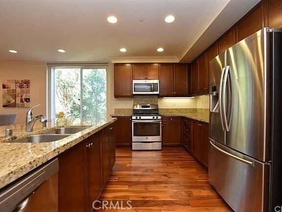 Photo - 533 Rockefeller