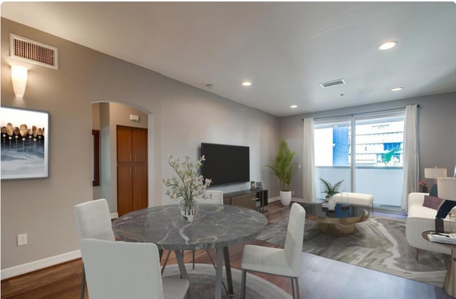 Photo - 525 11th Ave Unit 1303