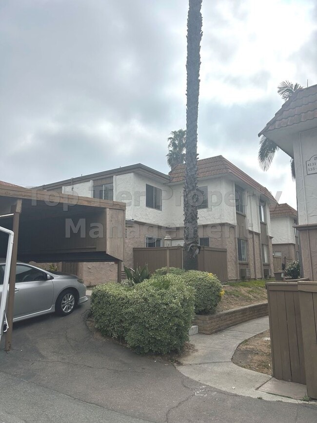 **Spring Valley 2 bed / 1.5 bath Condo - C... - **Spring Valley 2 bed / 1.5 bath Condo - C... Unit 130