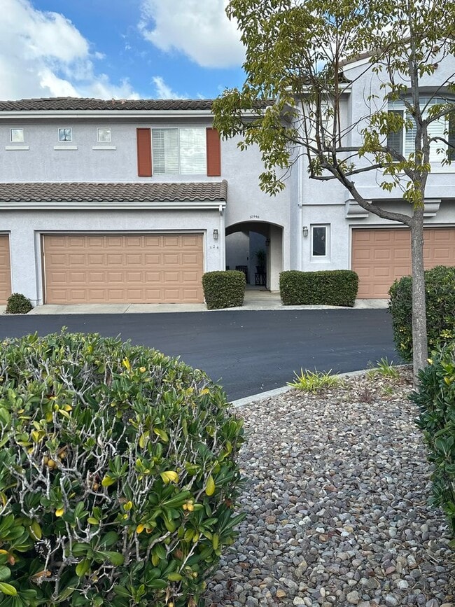 Photo - SCRIPTS RANCH-FULLY REMODELED 2 BED, 2.5 BATH - AVAILABLE NOW! Unit #3