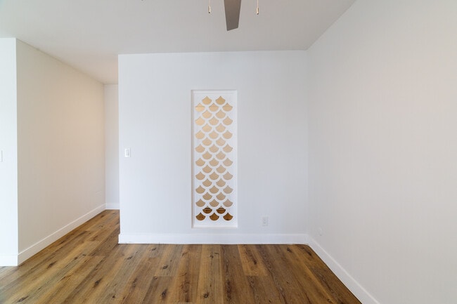 Photo - 2233 Ridgeley Dr Unit 305