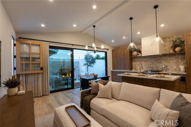 Building Photo - 1589 Santa Ana Ave Rental