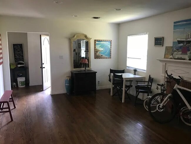 Photo - 1959 20th St Unit PrivateBedroom