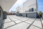 Photo - 648 N Boyle Ave
