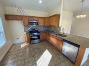 Photo - 10735 Wakefield St E