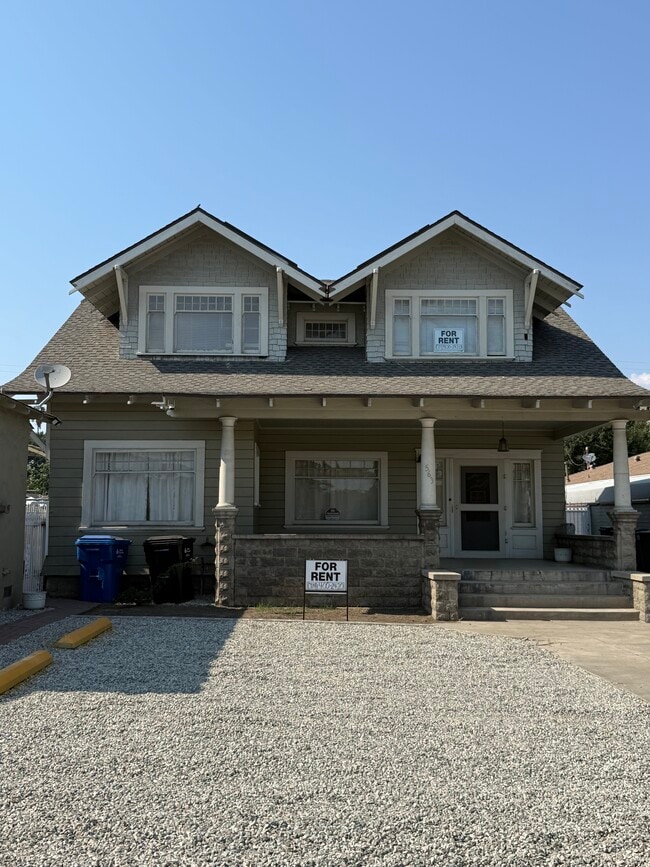 Building Photo - 563 San Francisco Ave