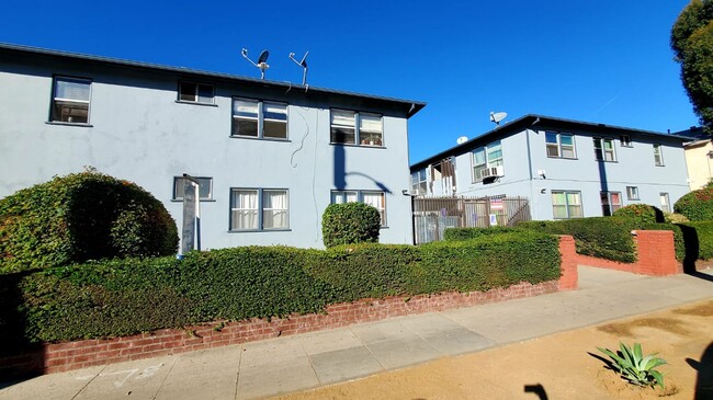 Photo - 7333 Woodman Ave Apartment Unit 3