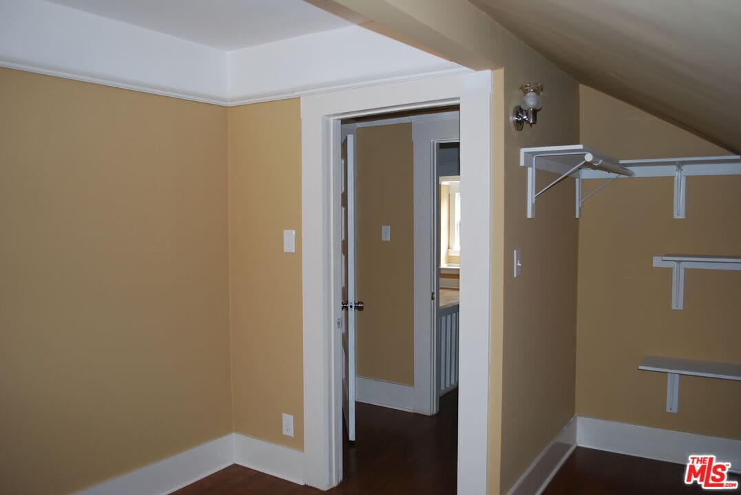 Photo - 1460 W 28th St Unit 1460