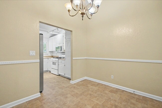 Photo - 21019 Gresham St Unit 22