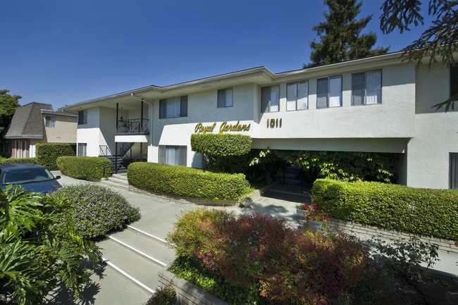 Front of Building - Royal Gardens Arcadia Apartments