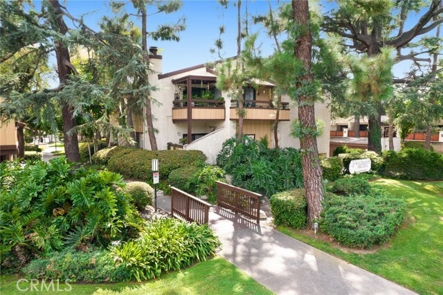 Building Photo - 444 W Huntington Dr Unit 119
