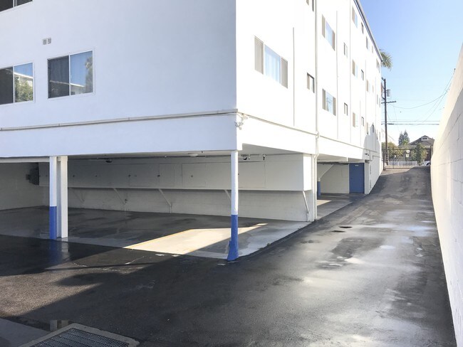 Parking lot - AMAZING CONDOMINIUM BUILDING BY THE BEACH!!