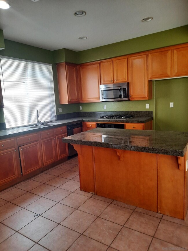 Photo - 4641 Partow Way