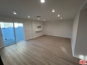 Photo - 10745 Saticoy St