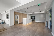 Photo - 10600 Wilshire
