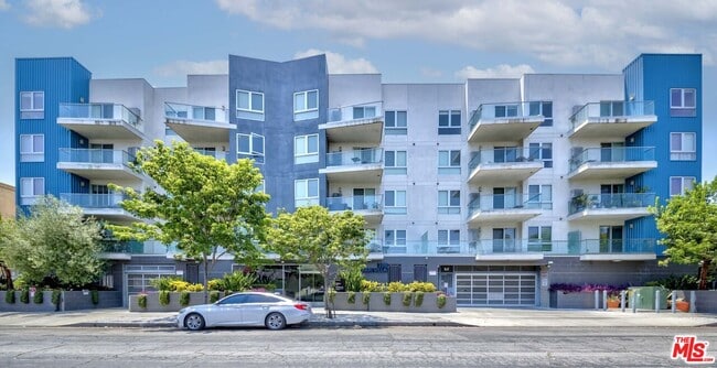Photo - 105 S Mariposa Ave Condo Unit 207