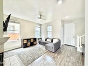 Photo - 818 Navigator Way
