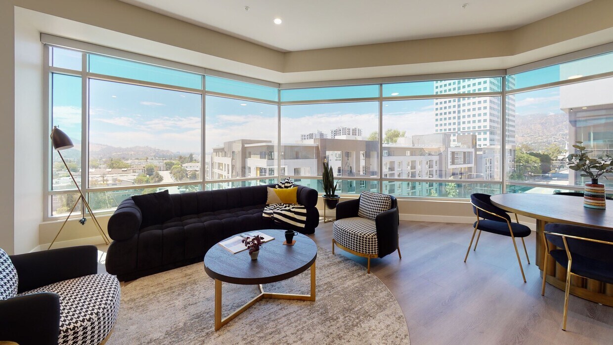 3D Tour - 520 N Central Ave Condo Unit 1-909