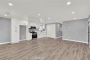 Photo - 5646 Deodar St