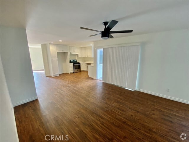 Building Photo - 18042 Westlake Cir Rental